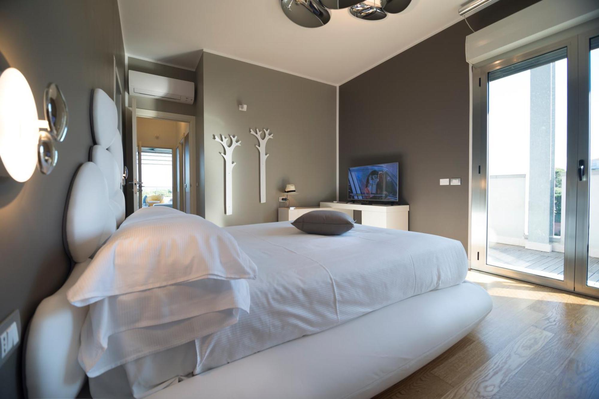 The One Hotel - Designed For Adults - Pet Lovers Riccione Exterior foto